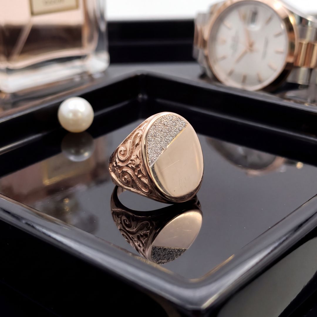 9ct Oval Signet Ring